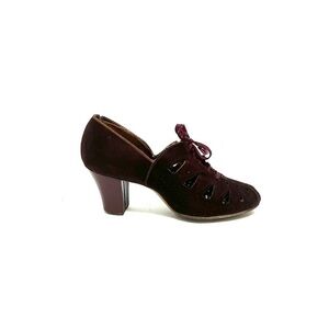 Vintage 1940s burgundy suede cutout lace up heeled oxfords